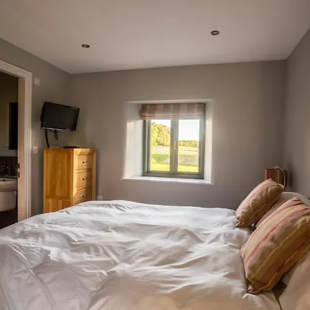 Keld Barn, Ploughlands Lets Ferienhaus