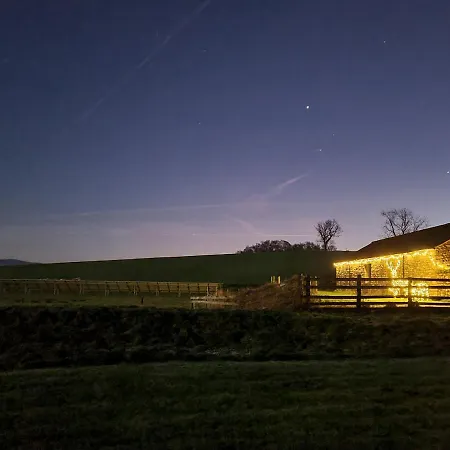 Keld Barn, Ploughlands Lets * Kirkby Stephen